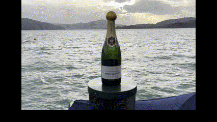 Twistop - Dynamic Champagne Duo