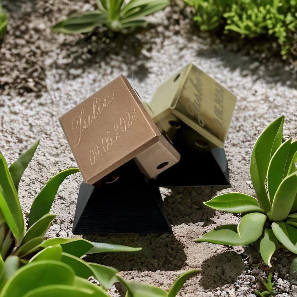 The PAIR Wedding Gift - Set of Two Dices in Copper and Brass